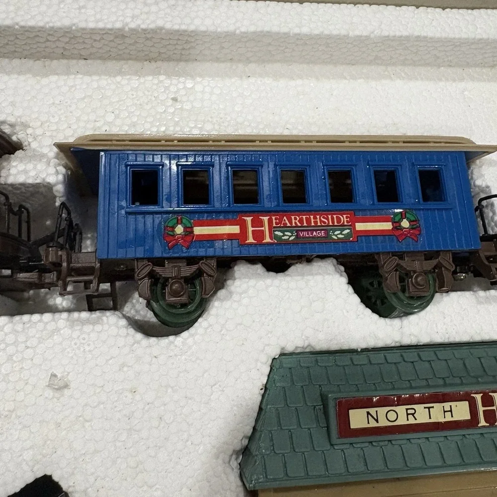 Vtg New Bright Hearthside Village Holiday Christmas Train No. 173 1994 Works
